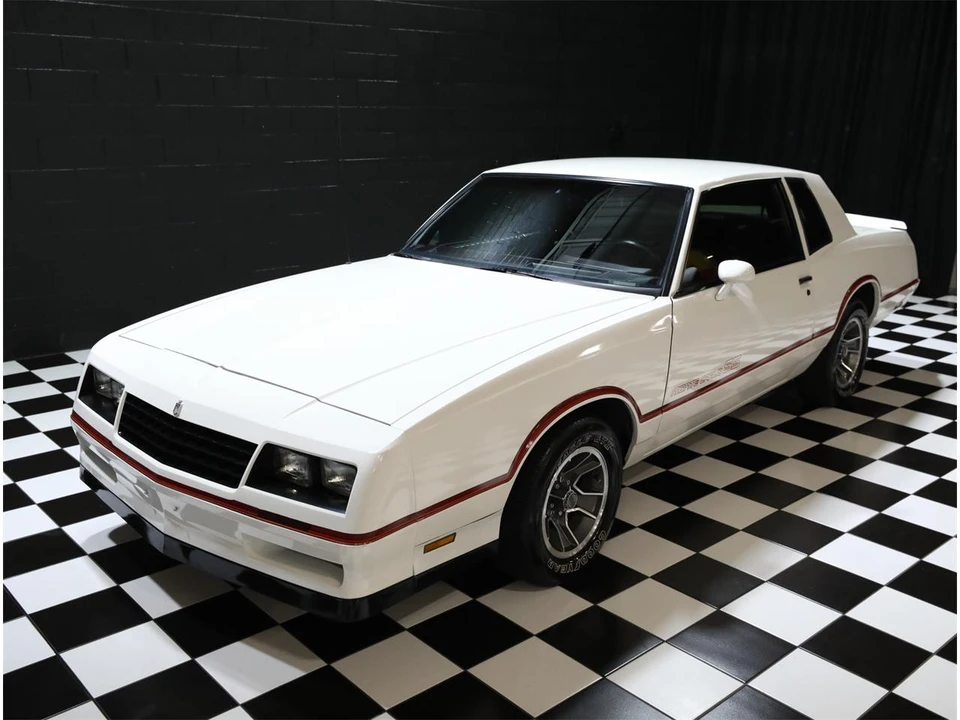 1985 Chevrolet Monte Carlo 4th Gen - Image 6 of 31