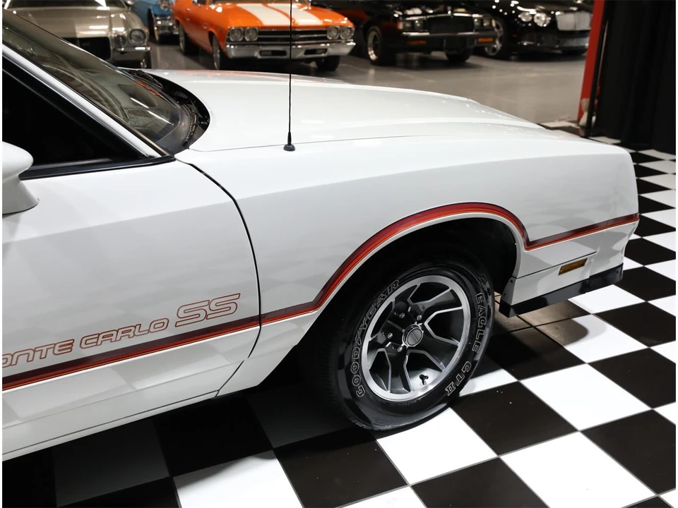 1985 Chevrolet Monte Carlo 4th Gen - Image 16 of 31