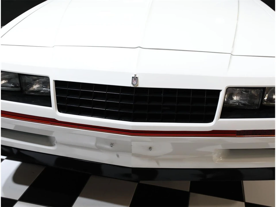 1985 Chevrolet Monte Carlo 4th Gen - Image 11 of 31