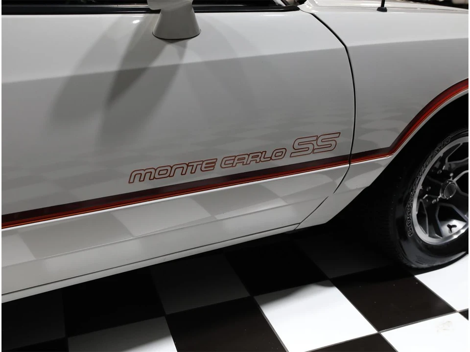 1985 Chevrolet Monte Carlo 4th Gen - Image 18 of 31