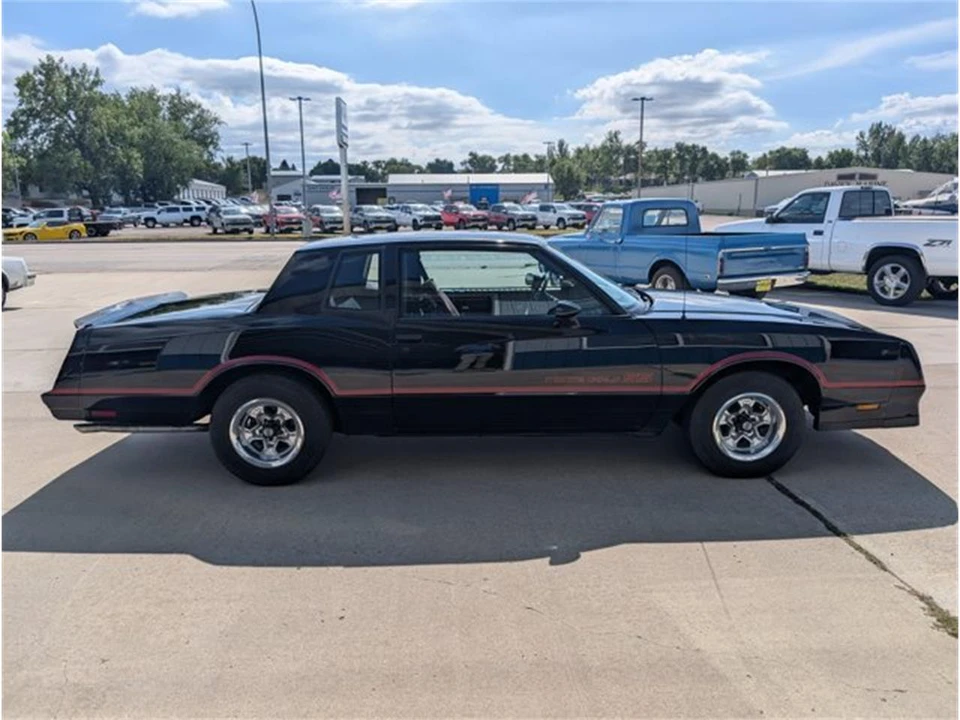 1985 Chevrolet Monte Carlo 4th Gen - Image 7 of 31