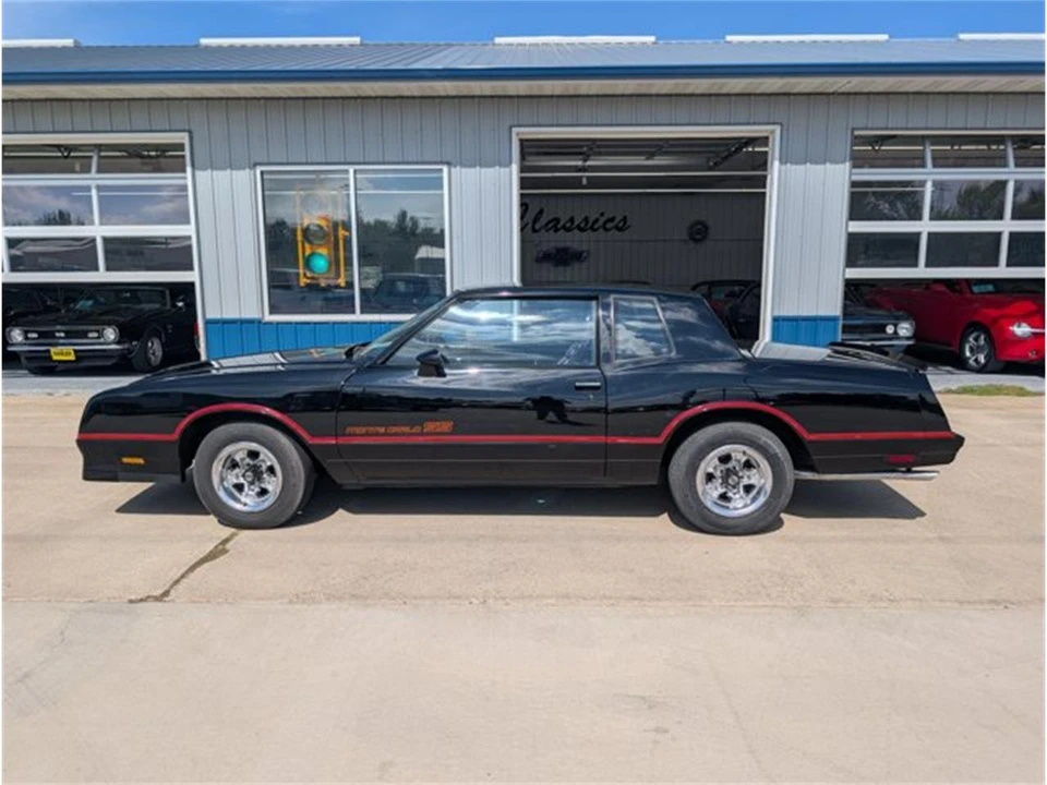 1985 Chevrolet Monte Carlo 4th Gen - Image 2 of 31