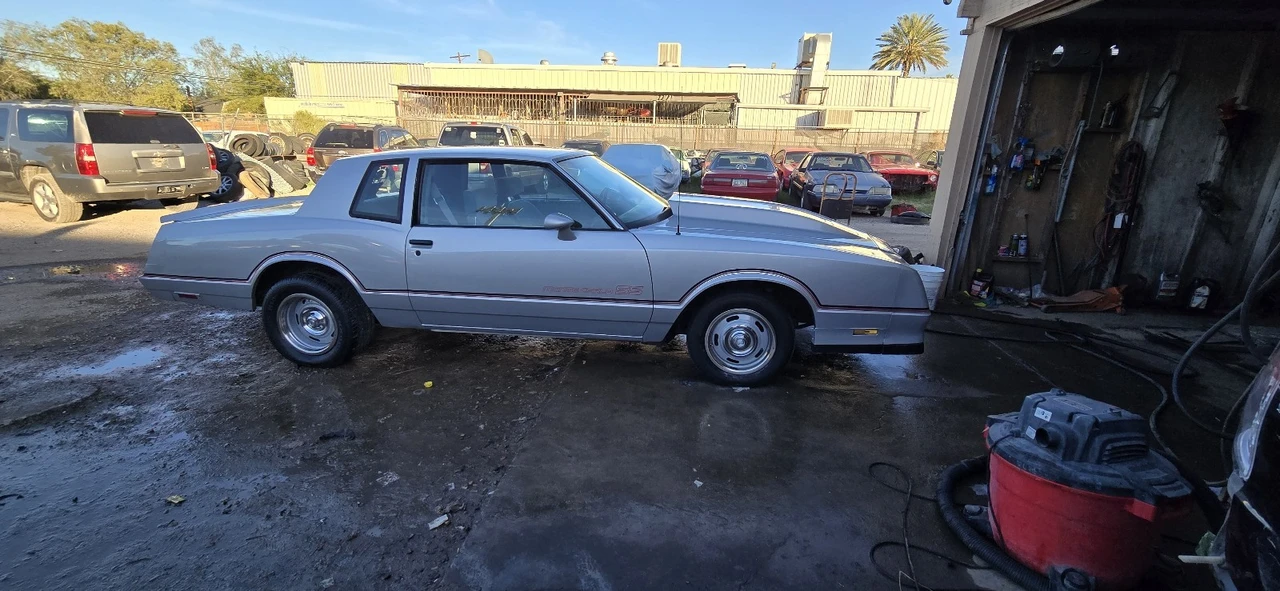 1985 Chevrolet Monte Carlo 3rd Gen - Image 17 of 21