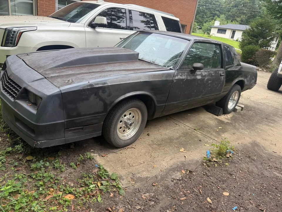 1985 Chevrolet Monte Carlo 4th Gen - Image 2 of 9