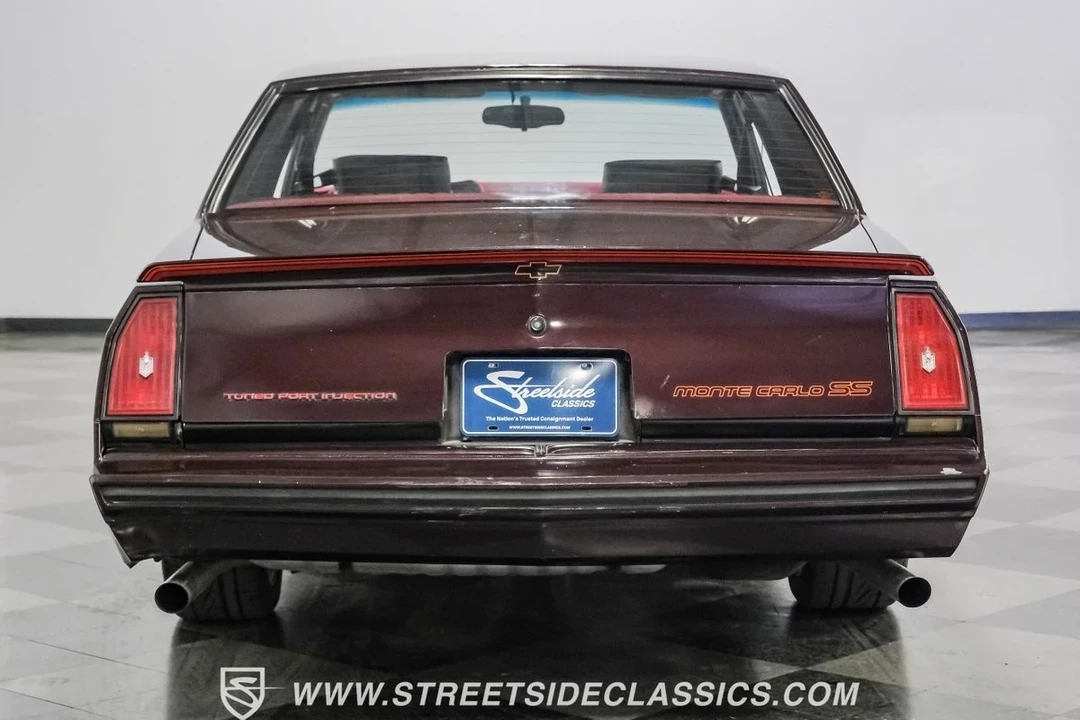 1985 Chevrolet Monte Carlo 3rd Gen - Image 11 of 12