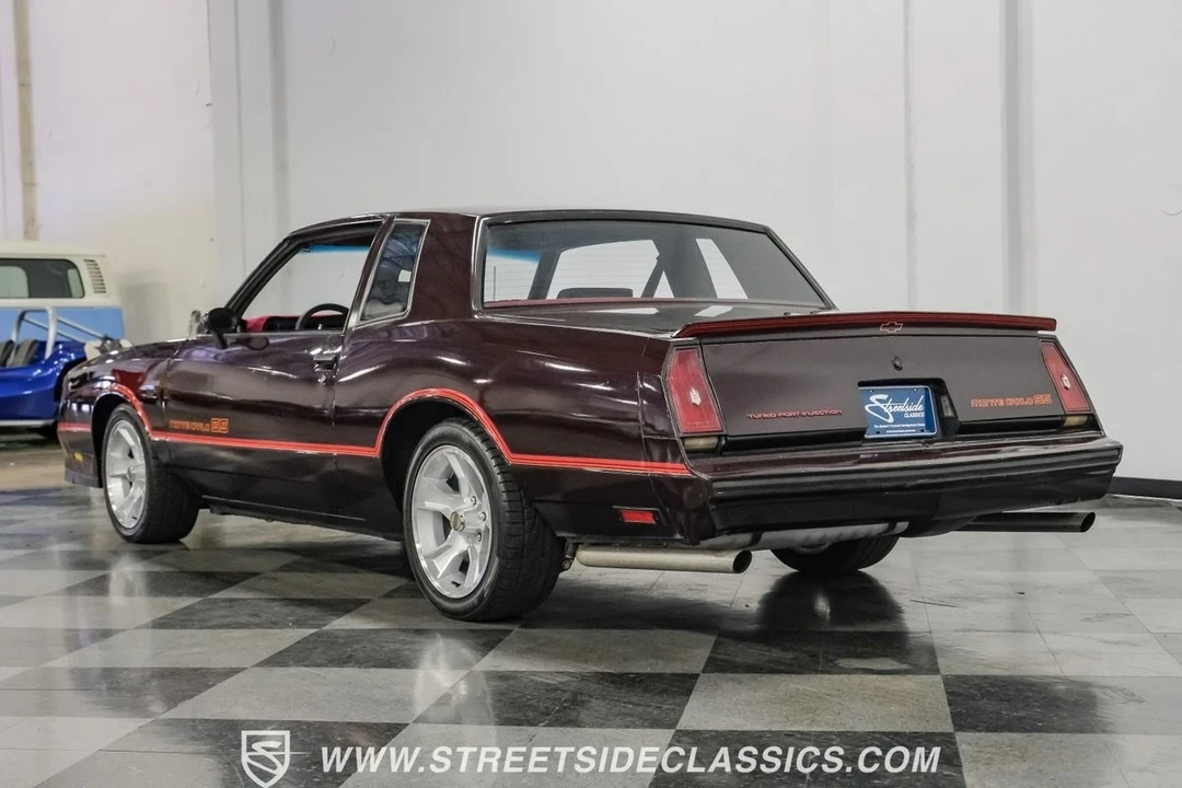 1985 Chevrolet Monte Carlo 3rd Gen - Image 10 of 12