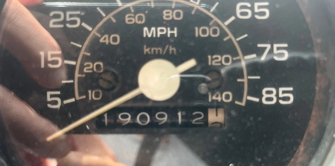 1985 Chevrolet - Image 15 of 18