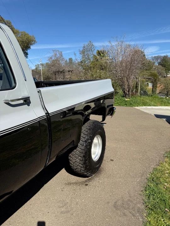 1985 Chevrolet C/K 3rd Gen - Image 3 of 10