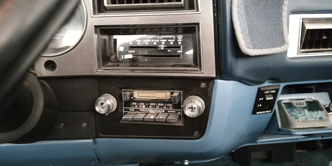 1985 Chevrolet C/K 3rd Gen - Image 18 of 31