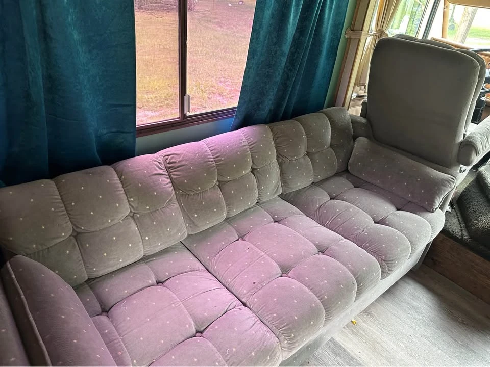 1985 Chevrolet G-Series Van - Image 14 of 16