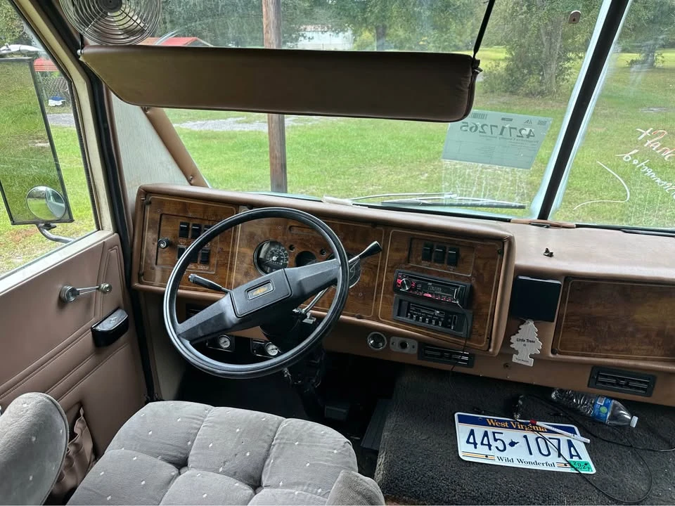 1985 Chevrolet G-Series Van - Image 13 of 16