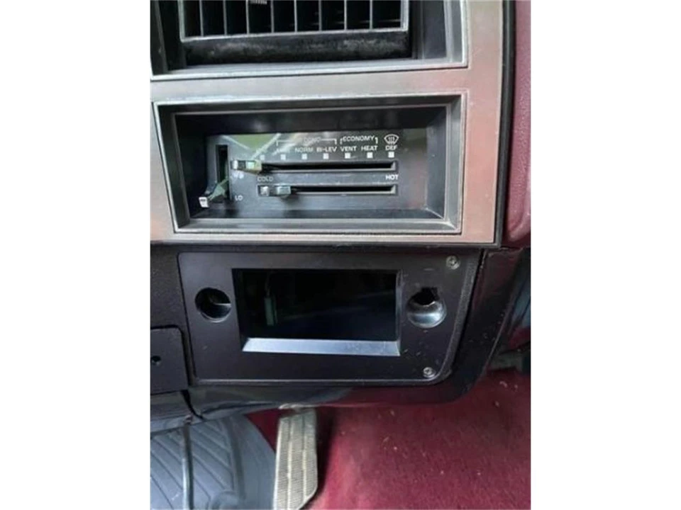 1985 Chevrolet C/K 3rd Gen - Image 5 of 15
