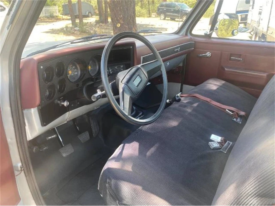 1985 Chevrolet C/K 3rd Gen - Image 4 of 5