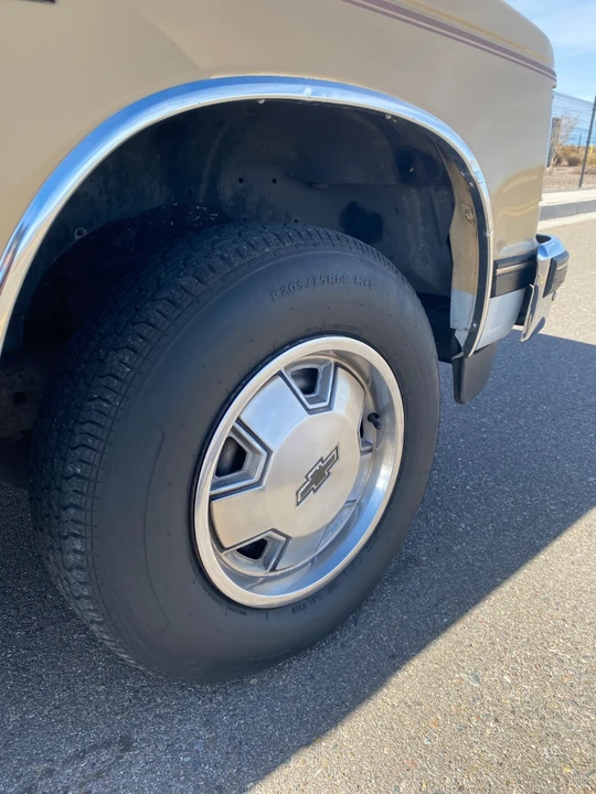 1985 Chevrolet S-10 - Image 12 of 13