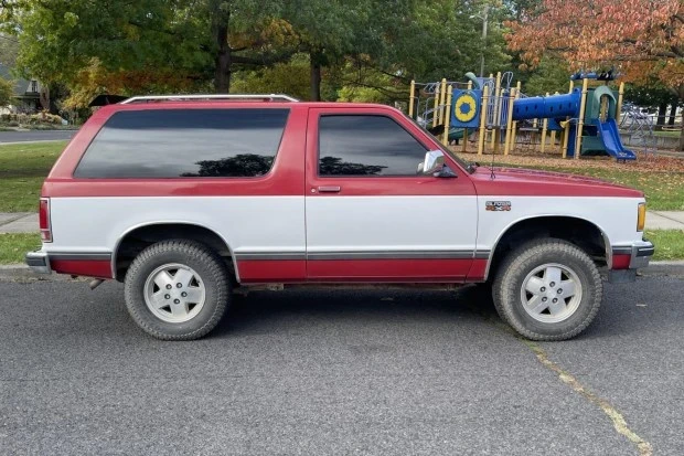 1985 Chevrolet S-10 Blazer 1st Gen - Image 3 of 8
