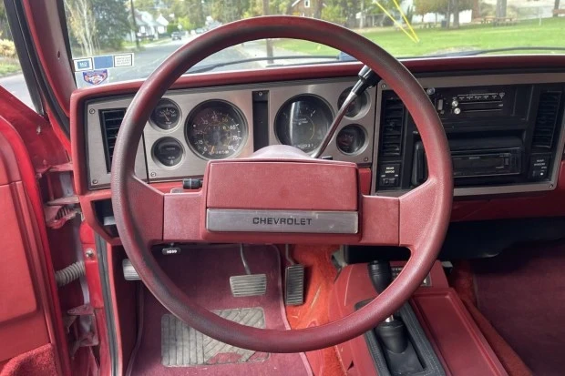 1985 Chevrolet S-10 Blazer 1st Gen - Image 5 of 8