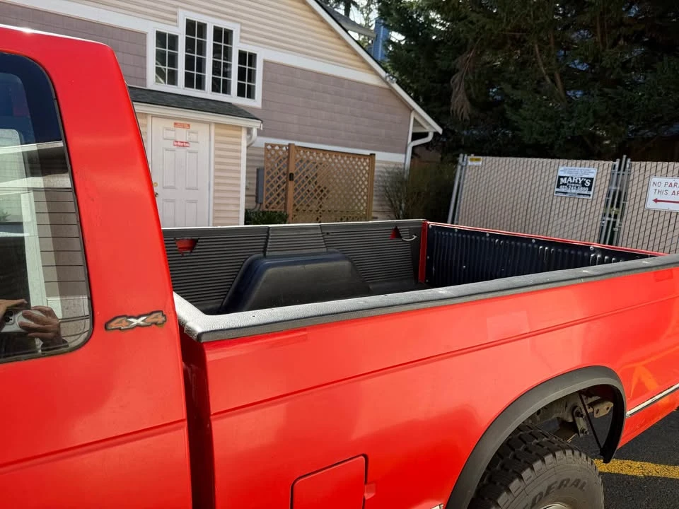 1985 Chevrolet S-10 - Image 10 of 19