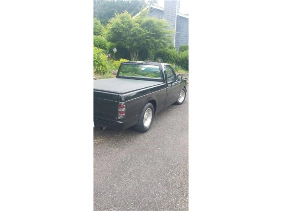 1985 Chevrolet S-10 - Image 10 of 24