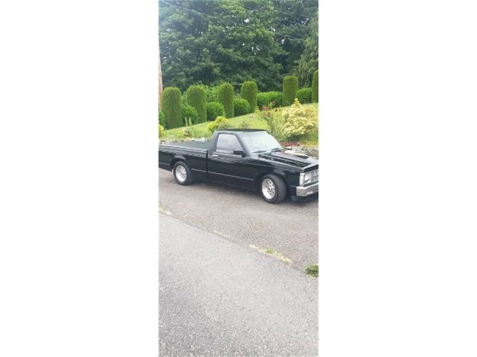 1985 Chevrolet S-10 - Image 4 of 24