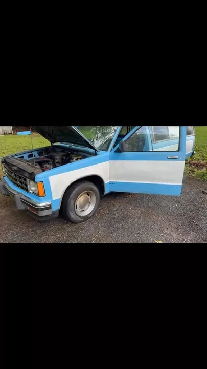 1985 Chevrolet S-10 - Image 9 of 9