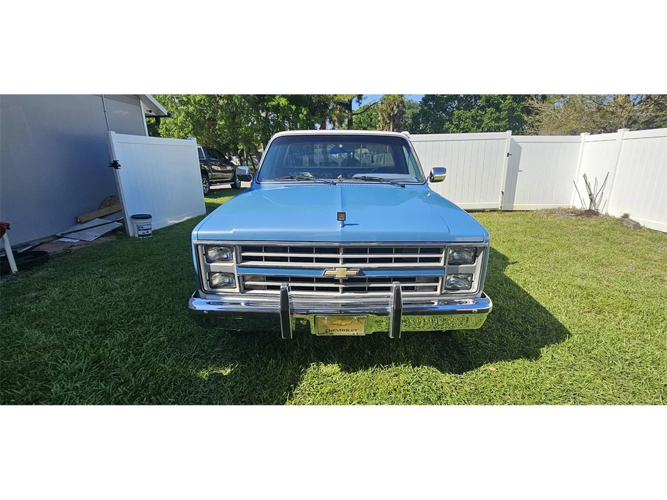 1985 Chevrolet Silverado - Image 3 of 26