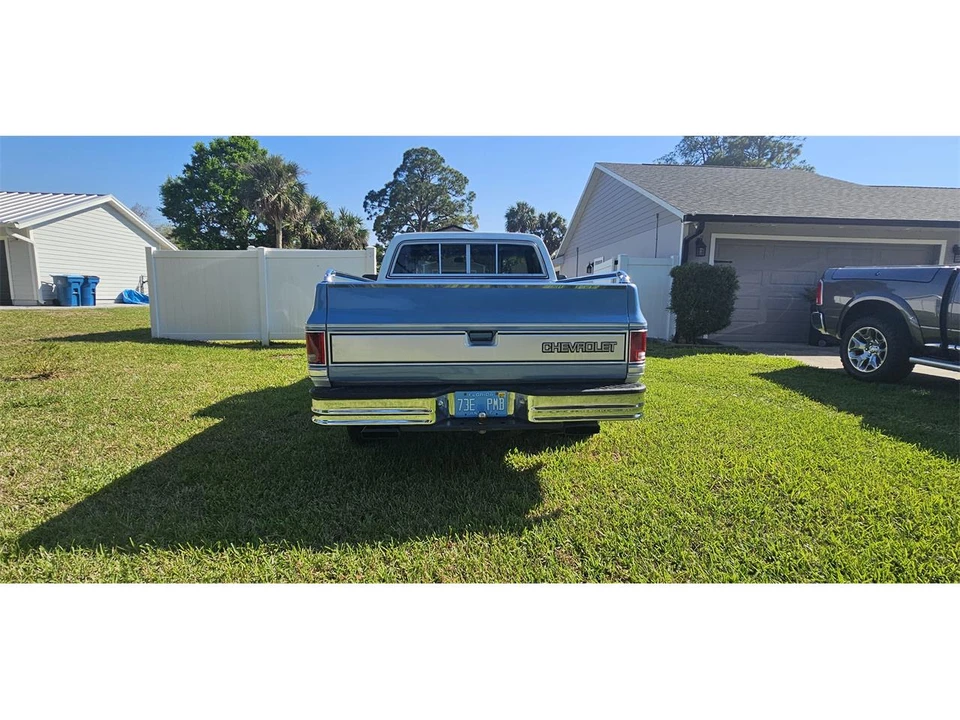 1985 Chevrolet Silverado - Image 10 of 26