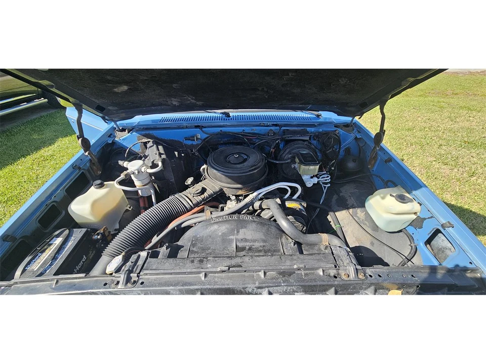 1985 Chevrolet Silverado - Image 21 of 26