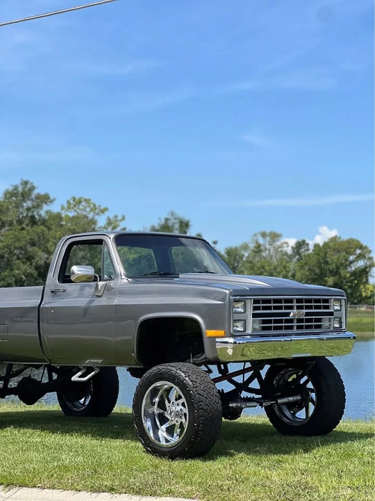 1985 Chevrolet Silverado - Image 2 of 8