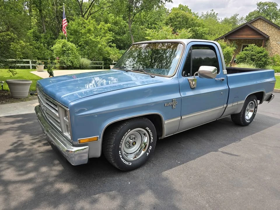1985 Chevrolet Silverado - Image 5 of 10