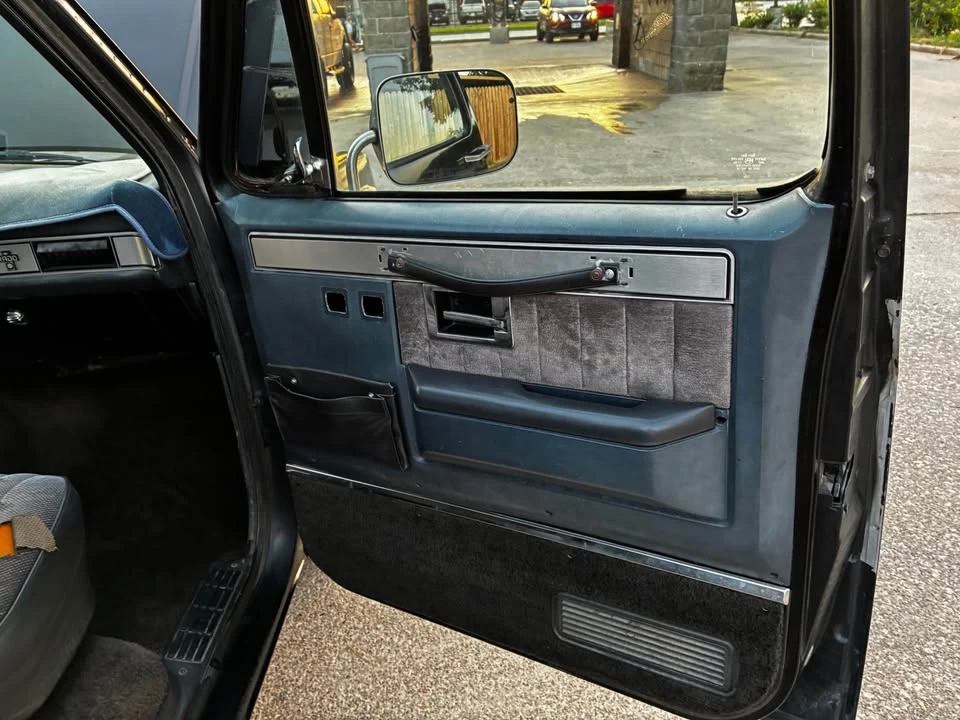 1985 Chevrolet Silverado - Image 2 of 14