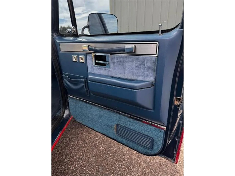 1985 Chevrolet Silverado - Image 6 of 20