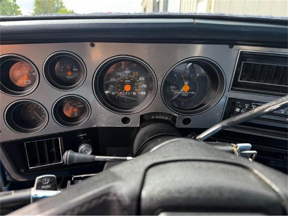 1985 Chevrolet Silverado - Image 11 of 20