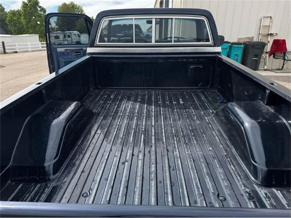 1985 Chevrolet Silverado - Image 12 of 20