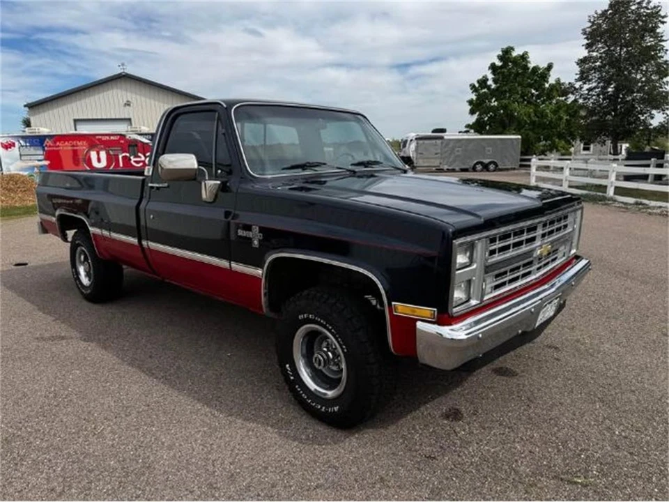1985 Chevrolet Silverado - Image 19 of 20