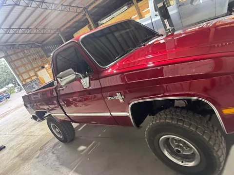 1985 Chevrolet Silverado 1500 LT Pickup 2D 6 1/2 ft