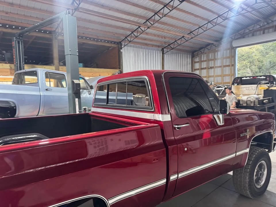 1985 Chevrolet Silverado - Image 4 of 11