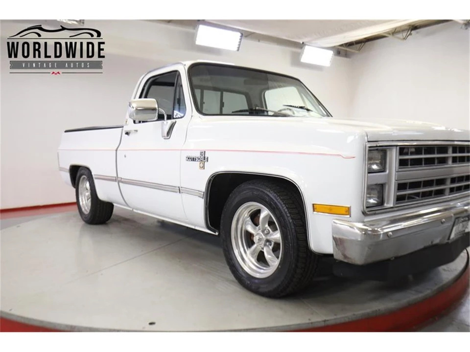 1985 Chevrolet C/K 3rd Gen - Image 14 of 31