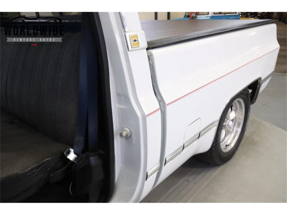 1985 Chevrolet C/K 3rd Gen - Image 24 of 31