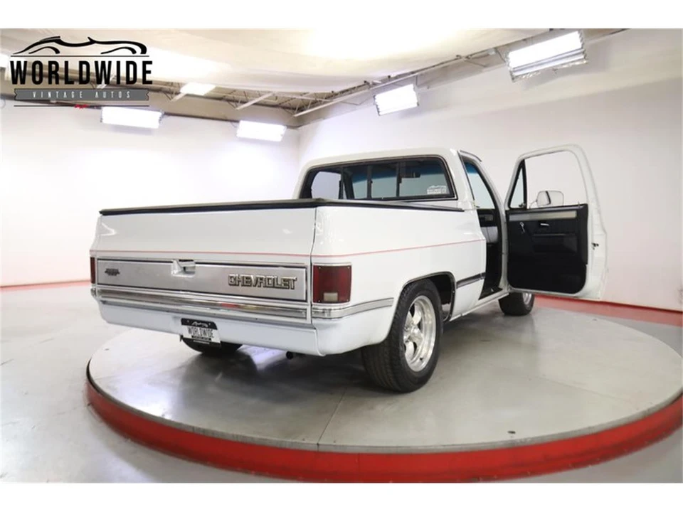 1985 Chevrolet C/K 3rd Gen - Image 28 of 31