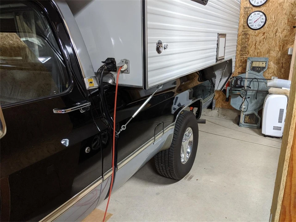 1985 Chevrolet Silverado - Image 19 of 31