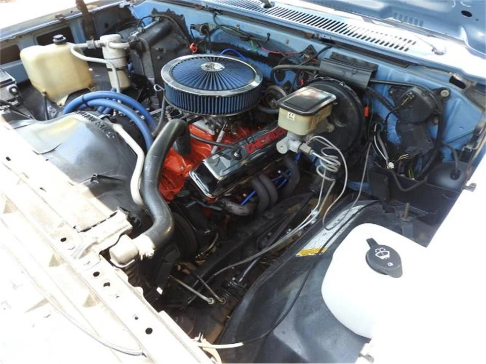 1985 Chevrolet Silverado - Image 4 of 24
