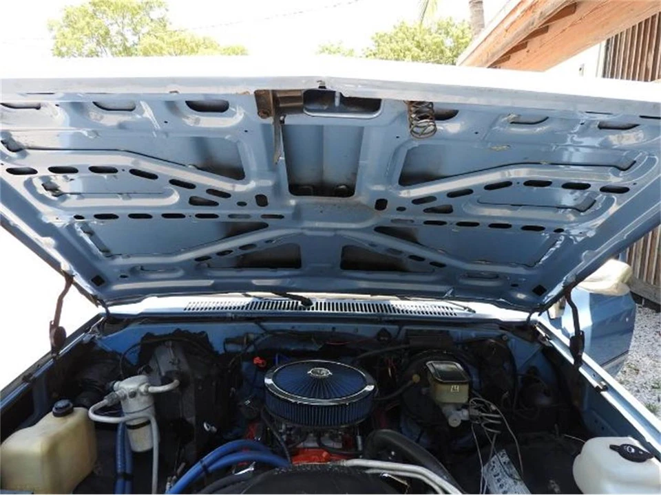 1985 Chevrolet Silverado - Image 5 of 24