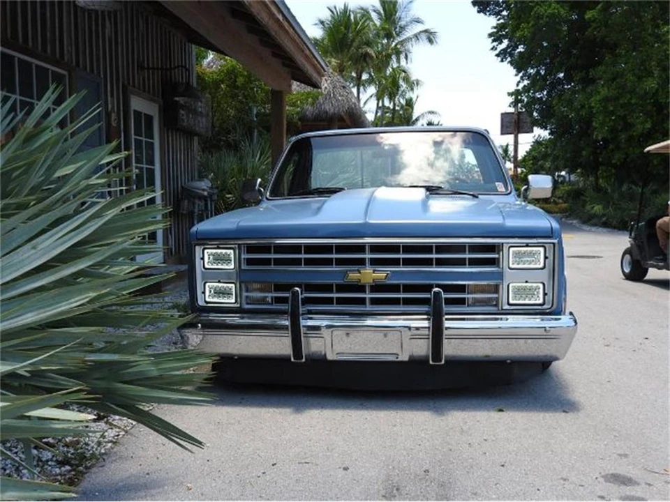 1985 Chevrolet Silverado - Image 20 of 24