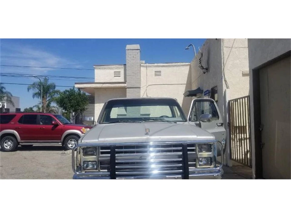 1985 Chevrolet C/K 3rd Gen - Image 3 of 15