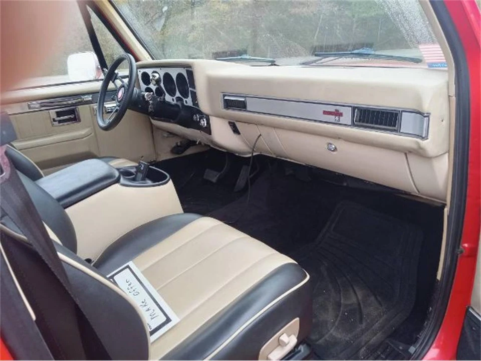 1985 Chevrolet Silverado - Image 5 of 10