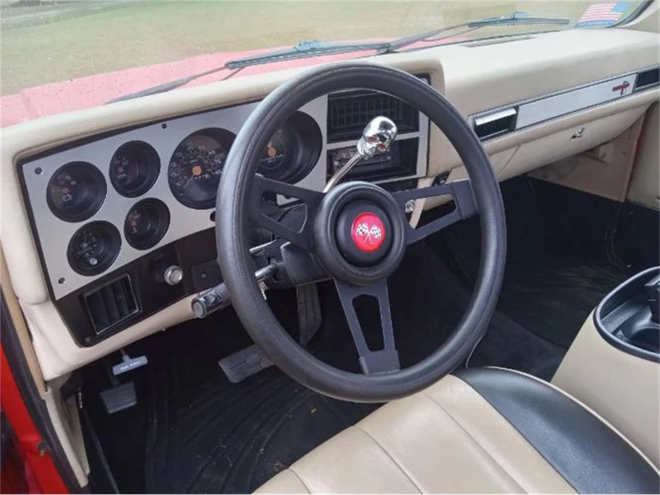 1985 Chevrolet Silverado - Image 6 of 10