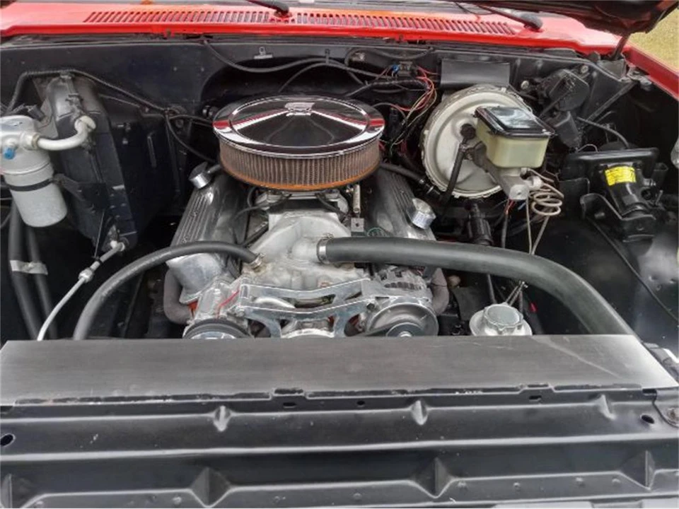 1985 Chevrolet Silverado - Image 2 of 10