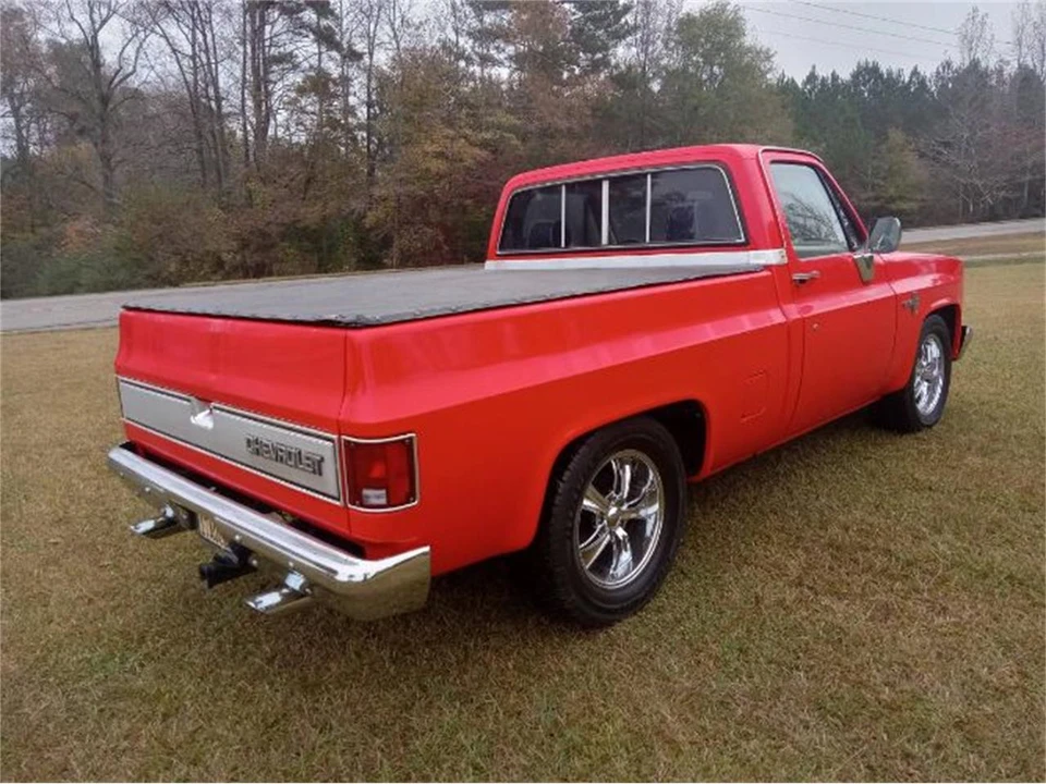 1985 Chevrolet Silverado - Image 9 of 10