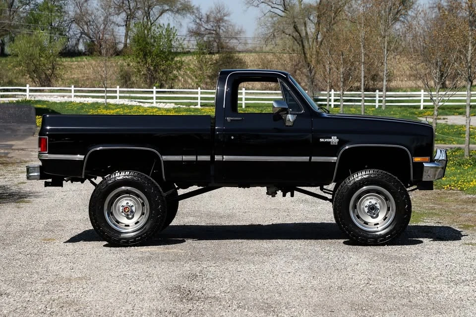 1985 Chevrolet C/K 3rd Gen - Image 4 of 9