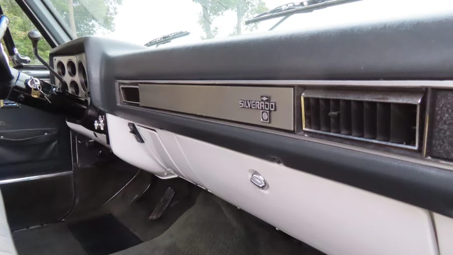 1985 Chevrolet C/K 3rd Gen - Image 6 of 12